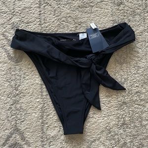 Women’s Abercrombie & Fitch High Leg Cheeky Bikini